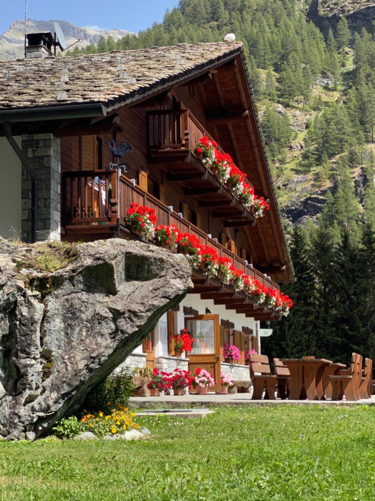 Residence Oberteil Gressoney-la-Trinité Екстериор снимка